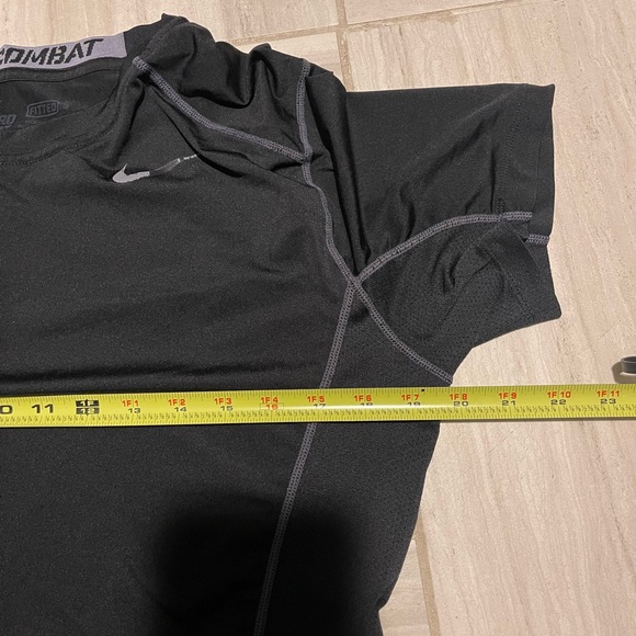Nike Pro Combat Black Fitted Medium Short Sleeve Shirt - Picture 7 of 9